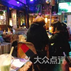 成都吃瓜酒吧事件真相,真相揭秘与影响分析